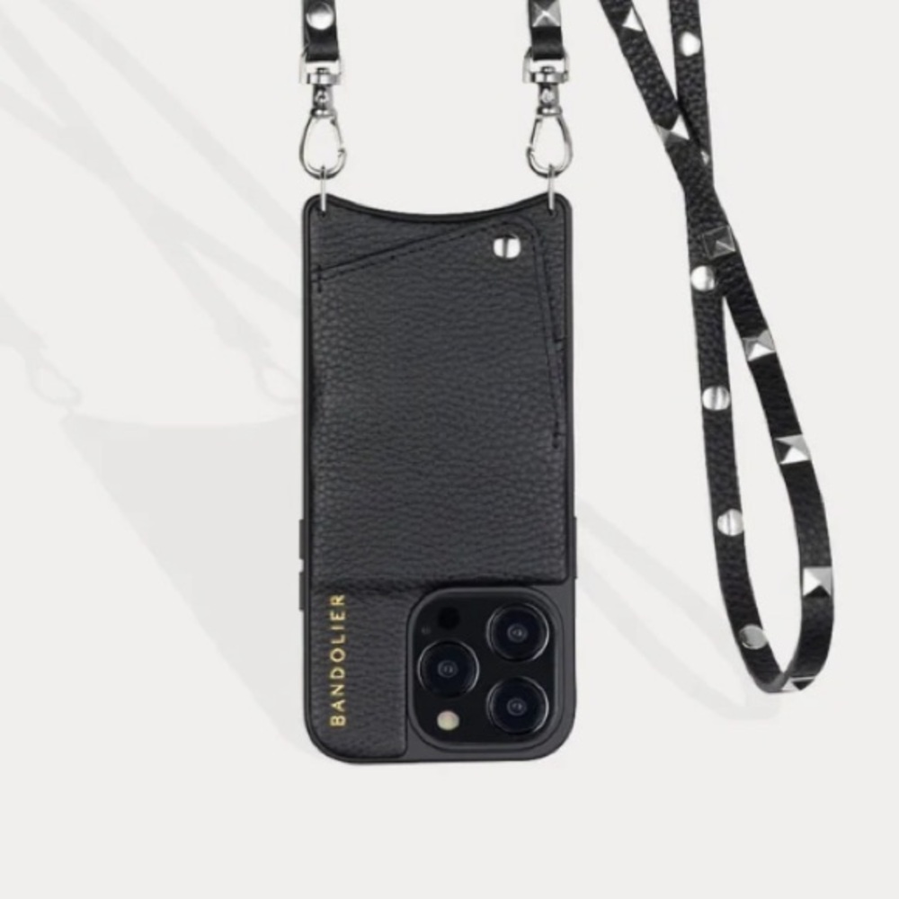 iPhone 13 Pro bandolier